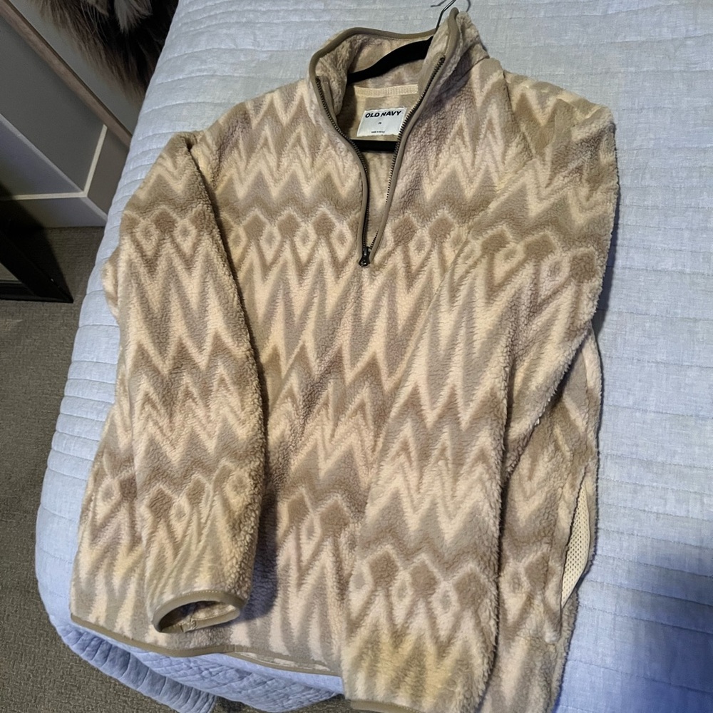 Old Navy Men's Beige Patterned Top